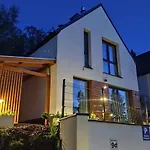 Wonder - Górskie Wolnostojące Z Prywatnymi Tarasami - Zielona Okolica